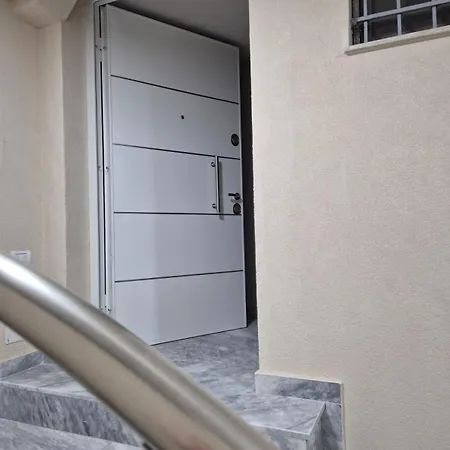 Apartment Flova